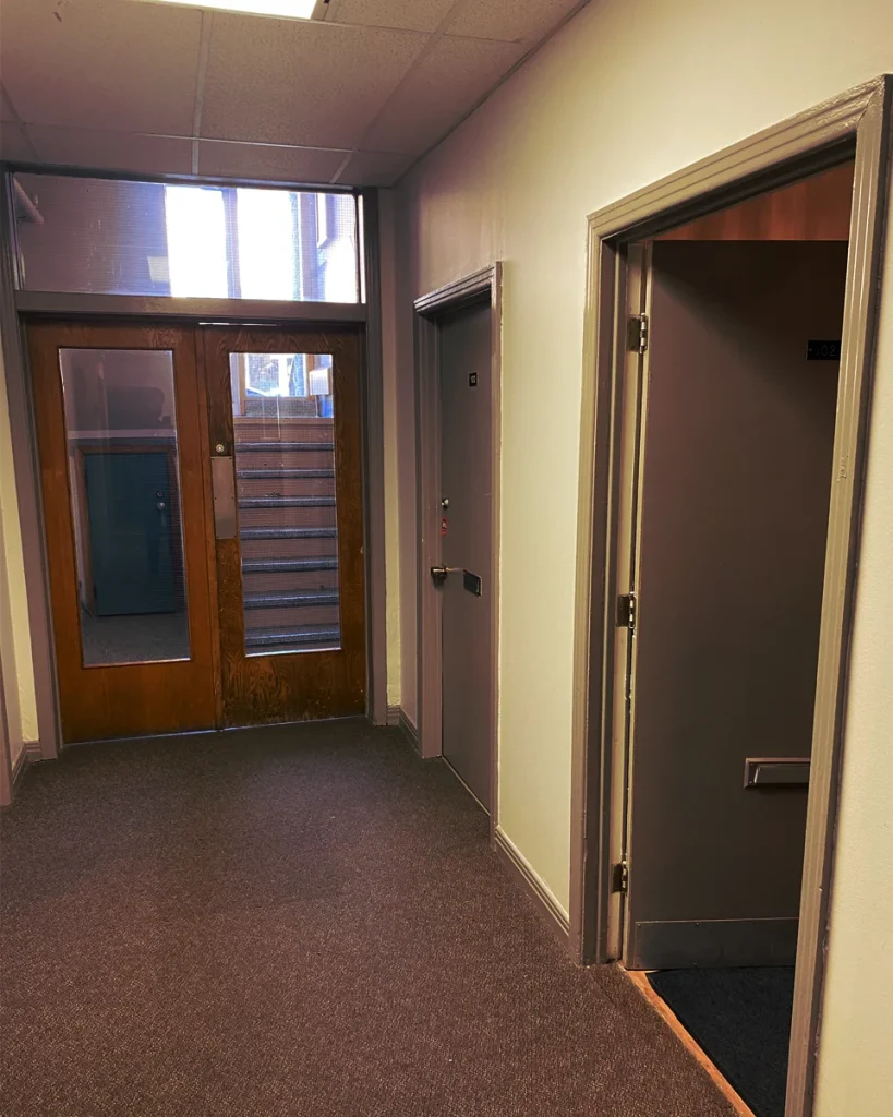 Sazan beauty hallway 1