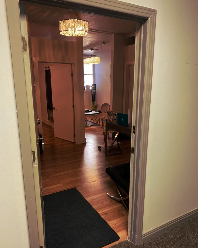 Sazan beauty hallway 4